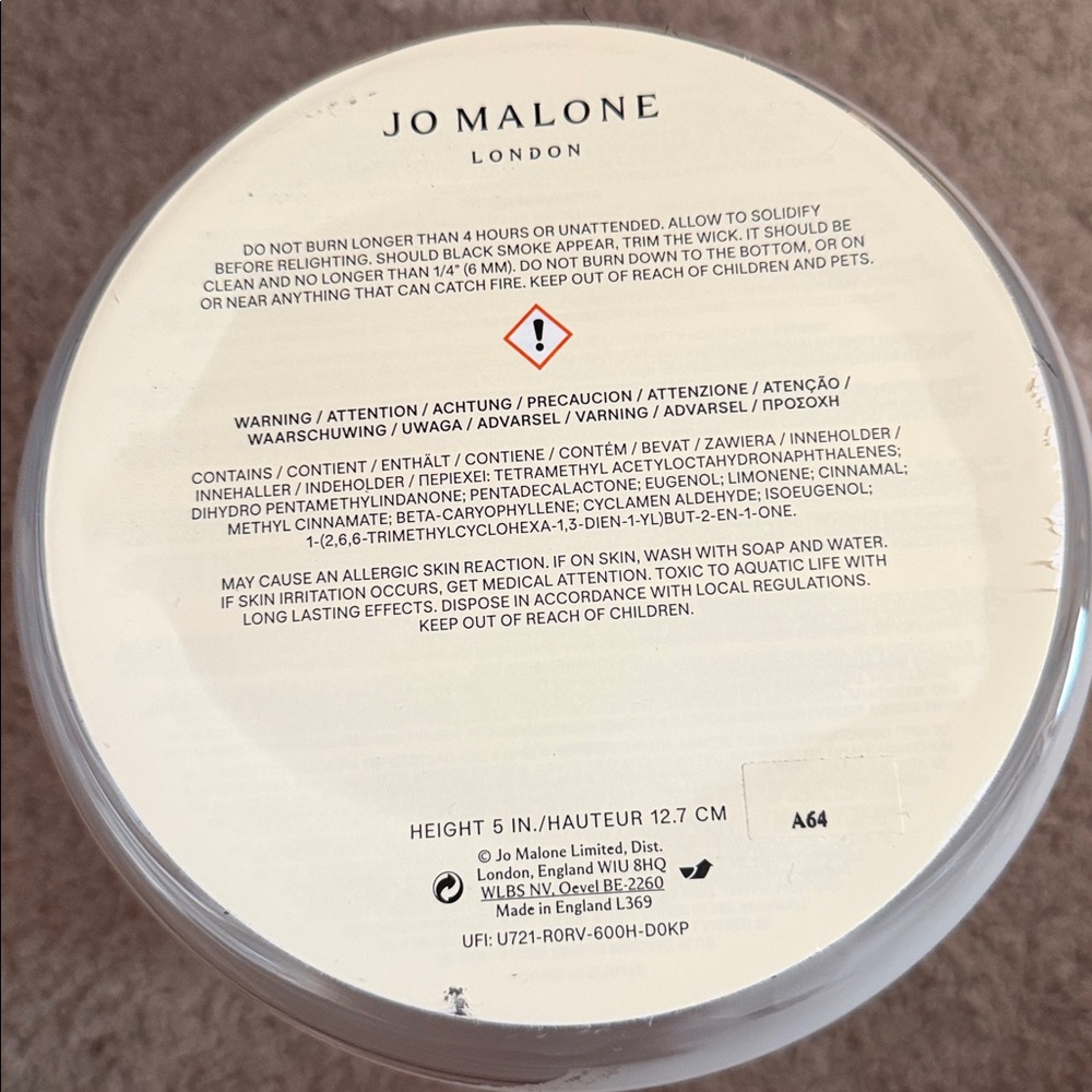 Jo Malone Pomegranate Noir Candle, 4-wick luxury size - Picture 5 of 12